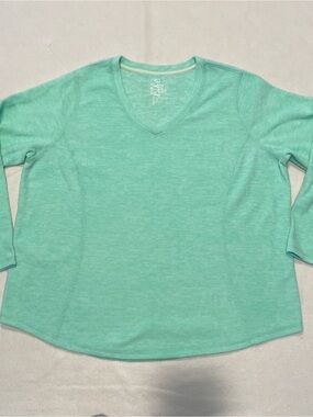 Made for Life, Mint Green V-Neck Women's fleece, 2x